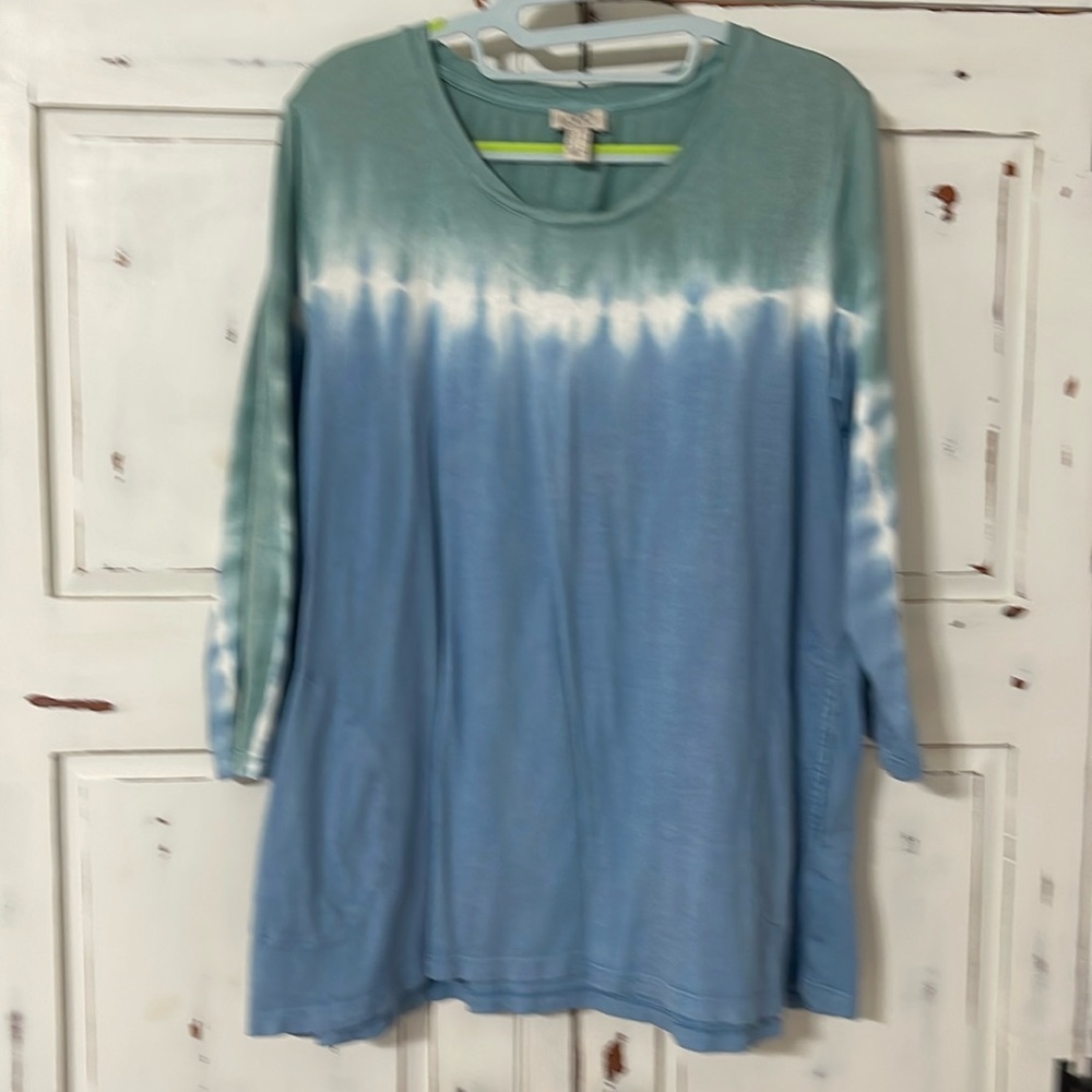 LOGO tshirt top with flared bottom